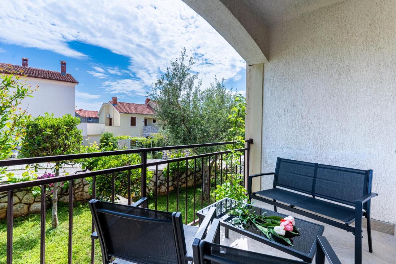 Apartments Ivanka Црес Екстер'єр фото