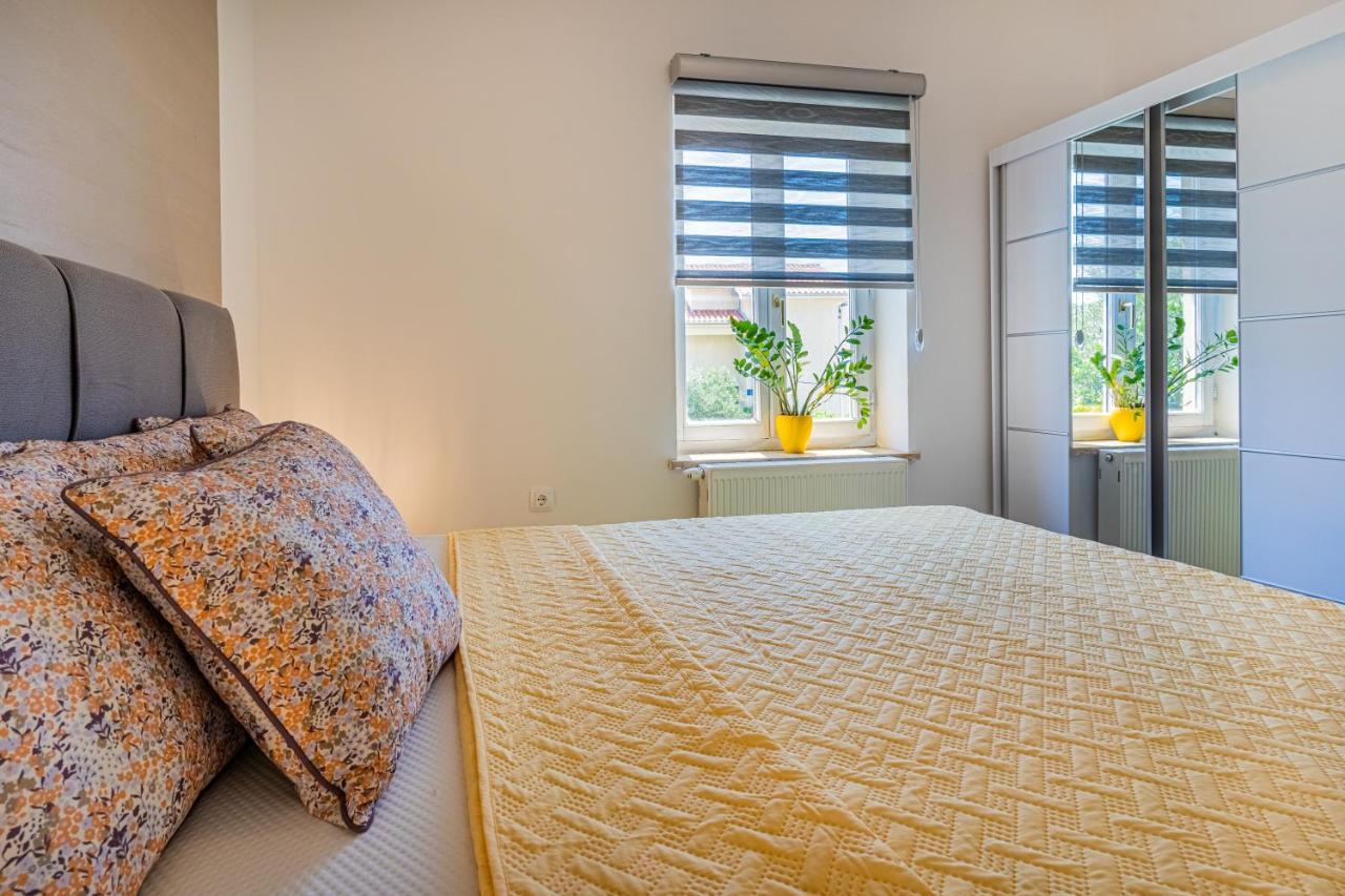 Apartments Ivanka Црес Екстер'єр фото